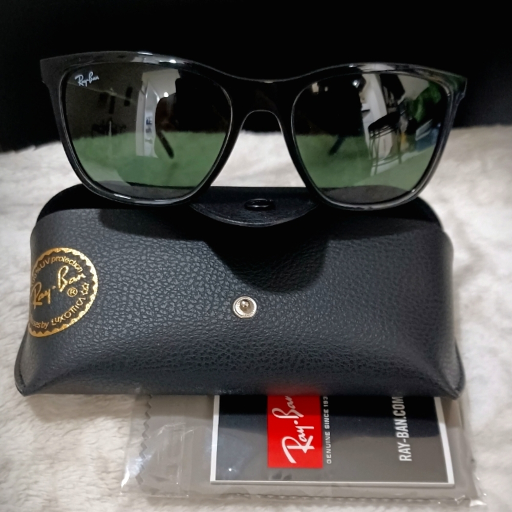 Ray-Ban Sunglasses